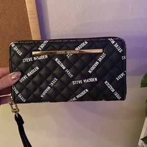 Steve Madden Wallet